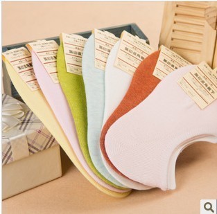 時尚與舒適的融合 竹纖維女士隱形船襪的選購與搭配指南