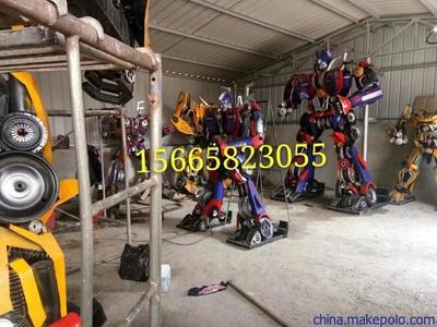 當靈動機器人與地產建筑相遇 能動會說話模型與金屬機器人重塑房地產開發新可能